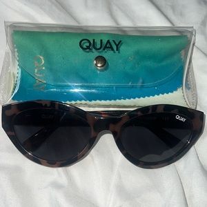 Quay Australia Totally Buggin Sunnies